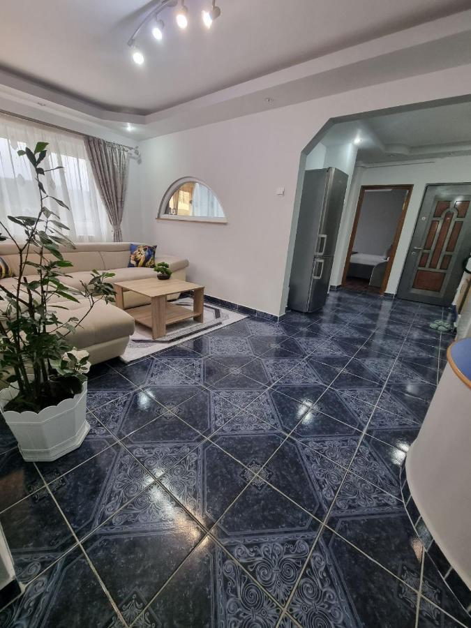 Emily Residence Curtea De Arges Ngoại thất bức ảnh