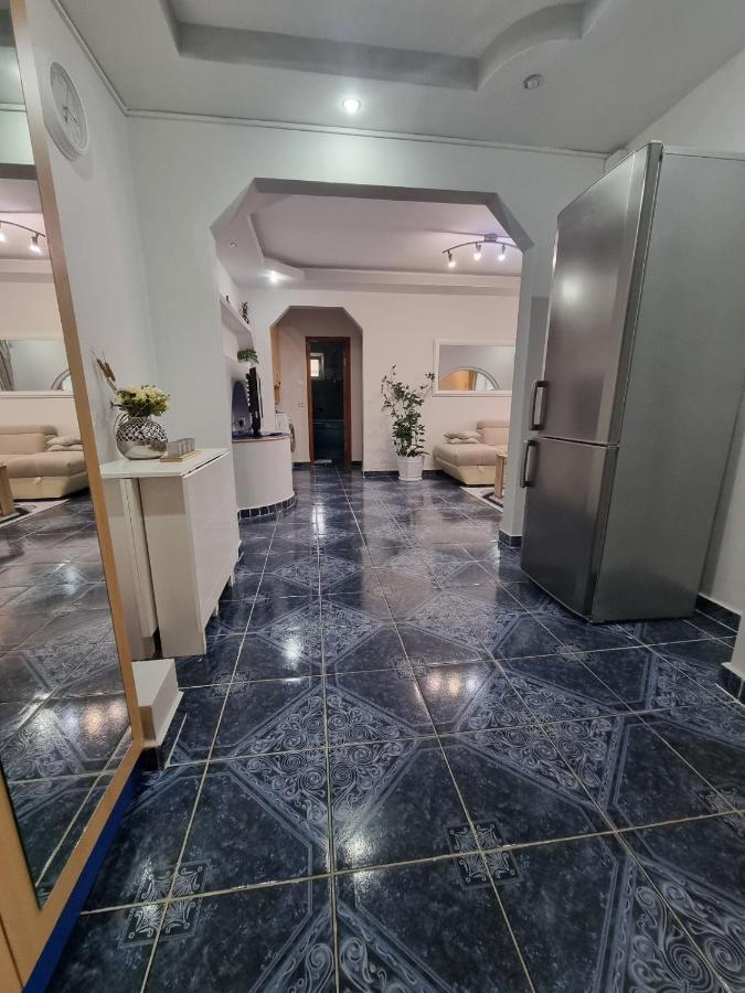 Emily Residence Curtea De Arges Ngoại thất bức ảnh